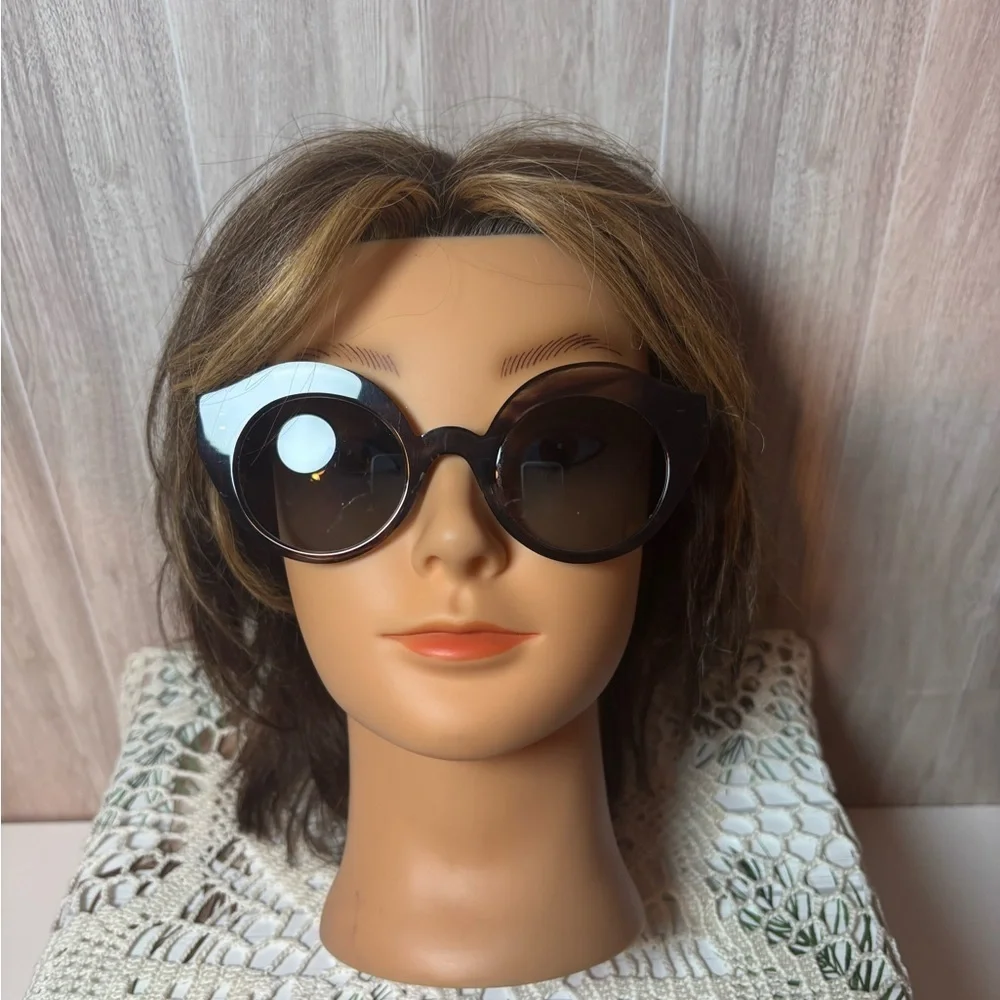 Anne Valentin Sunset City Silvana Stylish Brown Sunglasses